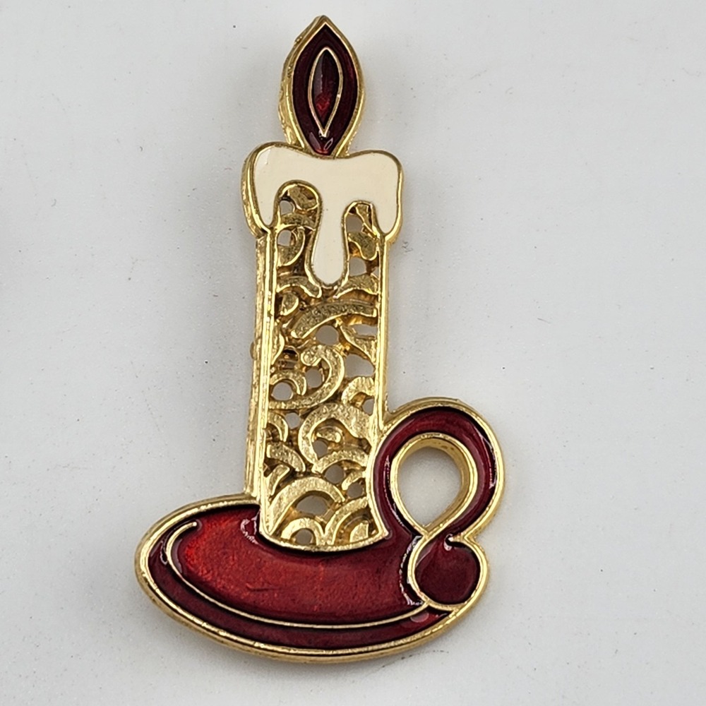 VINTAGE Enamel Christmas CANDLESTICK‎ PIN Gold Filigree Candle RED WHITE 2.5"